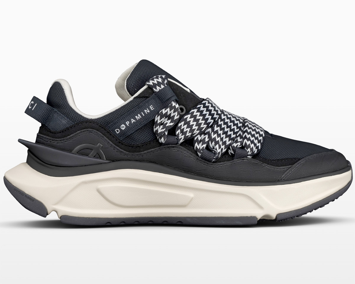 ミーコ NICKI MINAJ AND LØCI HAVE DROPPED SECOND DØPAMINE VEGAN SHOE